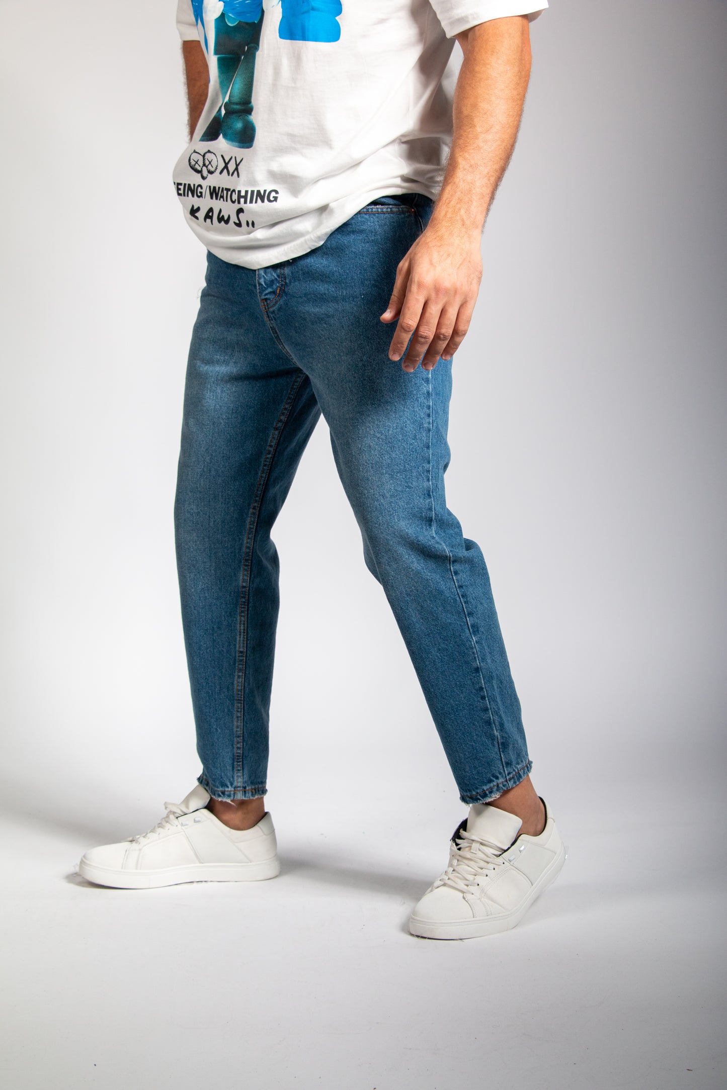 Blue regular jeans for men